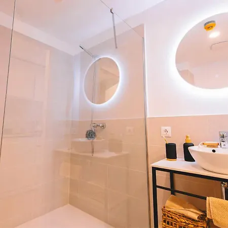 Apartment Yugo Salud