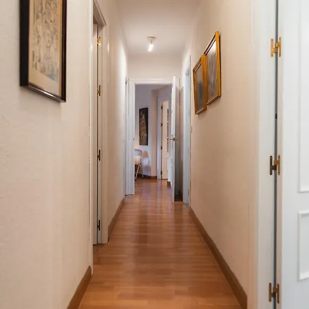 Apartment Tuguest Maestro Breton
