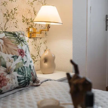 Tuguest Maestro Breton Apartment Granada