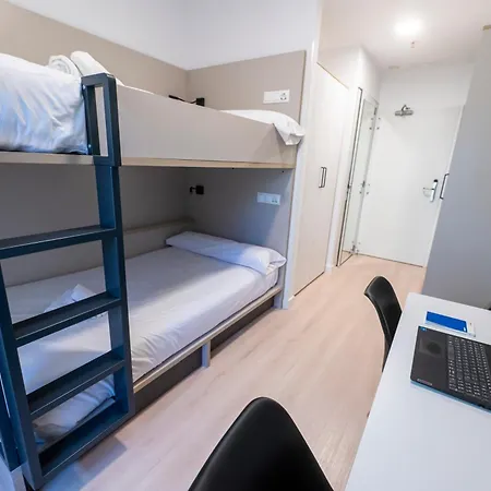 Hotel Residencia Bravo Students 2*