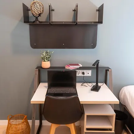 Hotel Residencia Bravo Students Granada