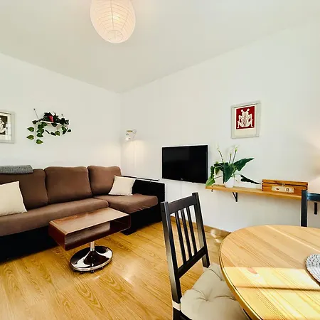 Centrico Con Parking Apartment *