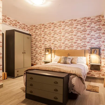 Bonito Cerca Del Palacio De Congresos Apartamento *