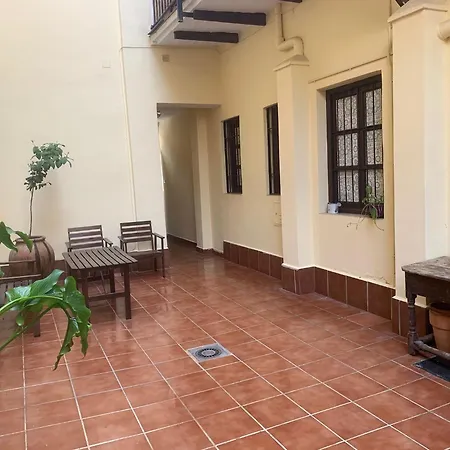 Centrico Con Patio Exterior En El Mejor Barrio De El Realejo *