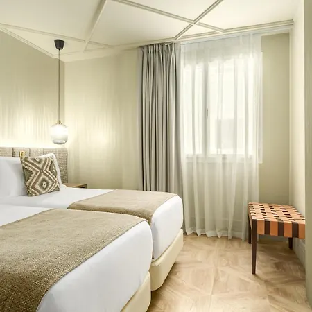 Mate Leo Hotel 4*