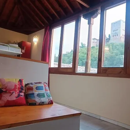 White Nest Hostal Granada
