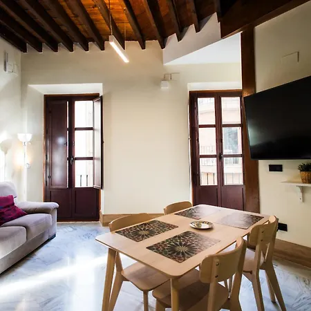 Apartment Reyes Catolicos *