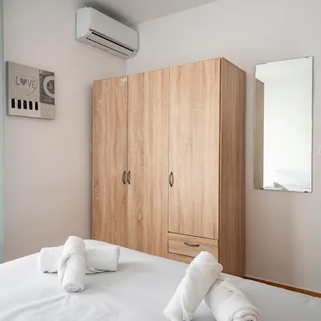 Apartment Casa Santa Herminia Con Bbq Y Piscina Cerca Hospitales Y Centro Granada