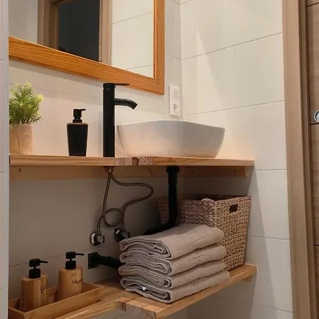 Moral De La Magdalena Apartment *