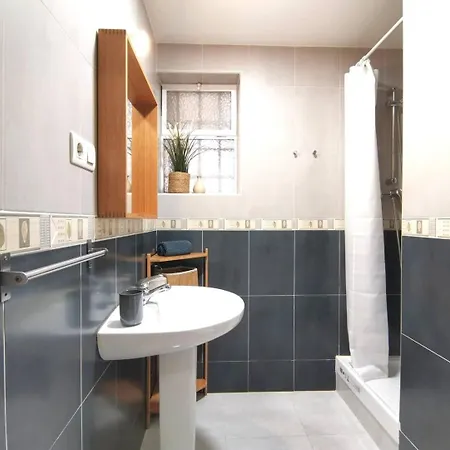 Elvira Residences - Centro & Gran Via Apartment