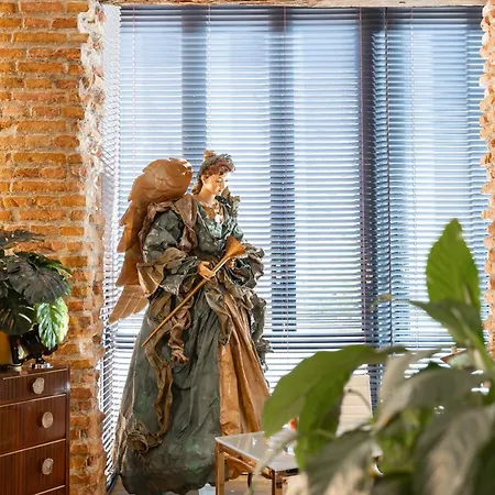 Art Gallery Loft Apartment Granada