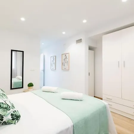 Easy Metro Mendez Nunez Apartment *