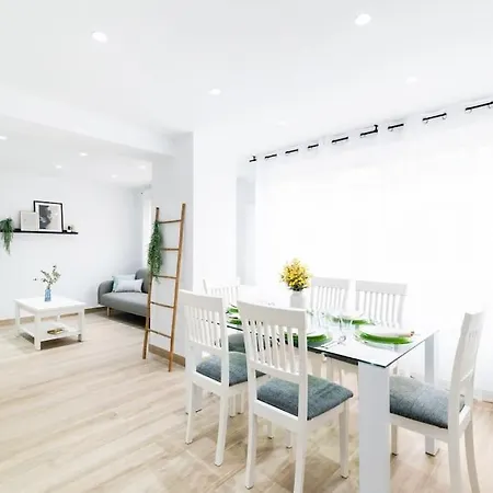 Easy Metro Mendez Nunez Apartment *