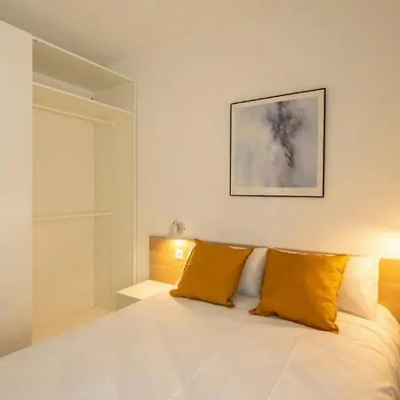 Primavera Apartment *