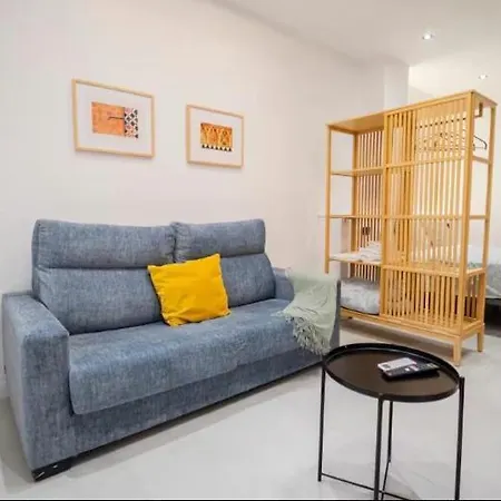 Apartment Center Medina *