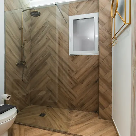 Tuguest Santa Paula Apartamento *