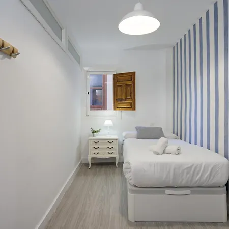 Home4u Elv 136 Apartment Granada