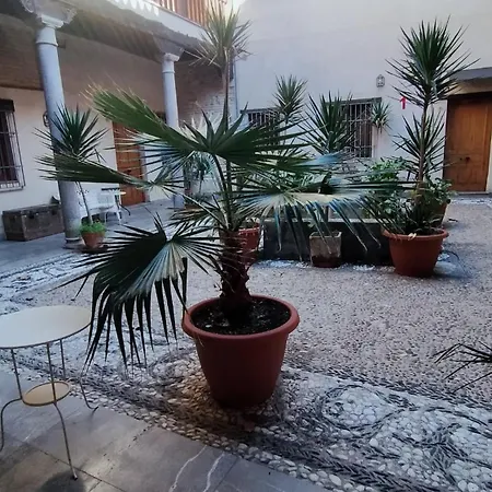 Oda ve Kahvaltı Abadia 2*