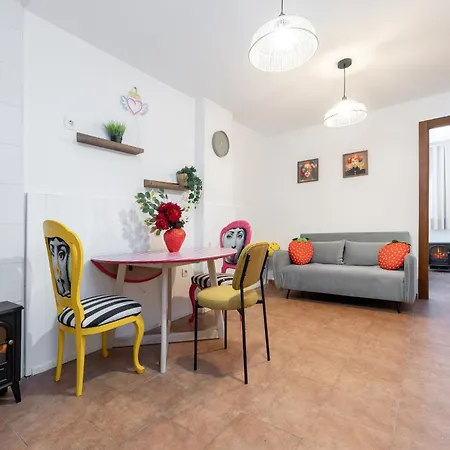 Apartment - Pinksparrow -
