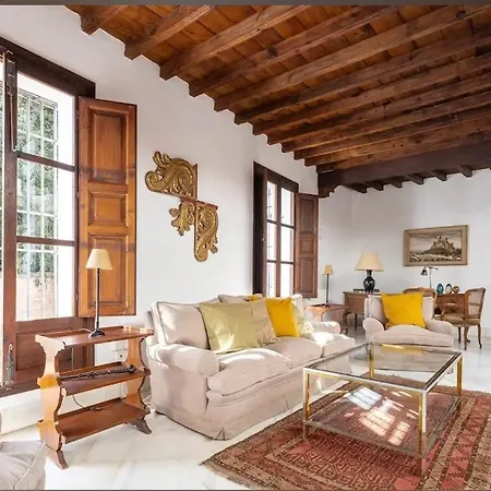 Casa De Lujo Frente A La Alhambra Granada