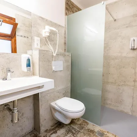 4u Hostal Granada