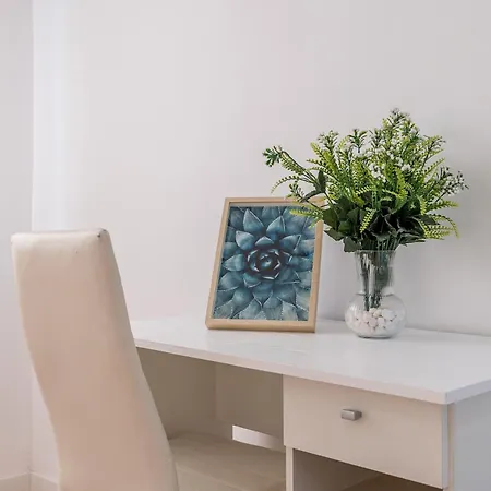 Piso Garaje Gratis Apartment