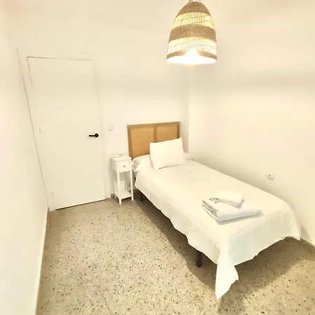 Espacioso En El Centro De Granada