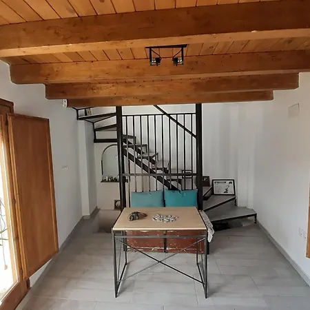 La Torre Homestay *