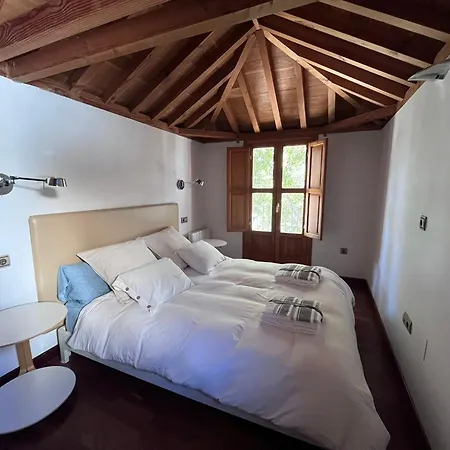 Homestay Carmen Del Almencino *