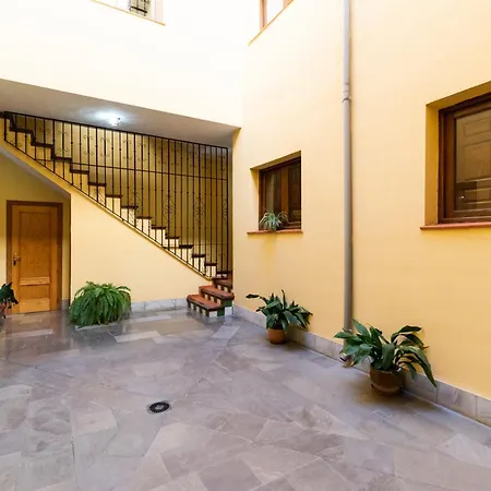 Centrico Reformado Apartment Granada