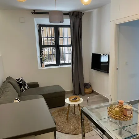 H&h San Diego Apartment