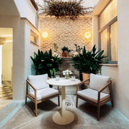 Hotel Boutique Escudo Del Carmen Granada