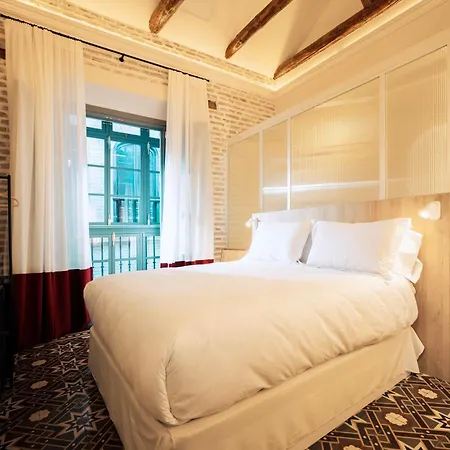 Boutique Escudo Del Carmen Hotel