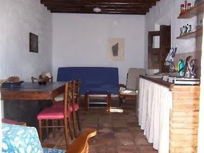 Apartment Al Sil Ram Original, Andalusisches Dorfhaus Granada