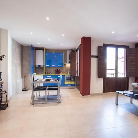 Apartment Reyes Catolicos