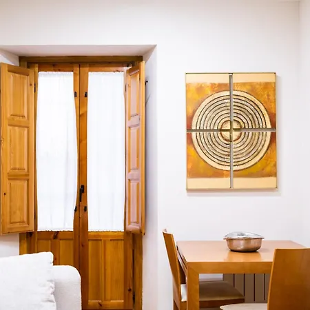 アパート Precioso Piso En Pleno Centro De Junto A Iglesia De San Matias グラナダ