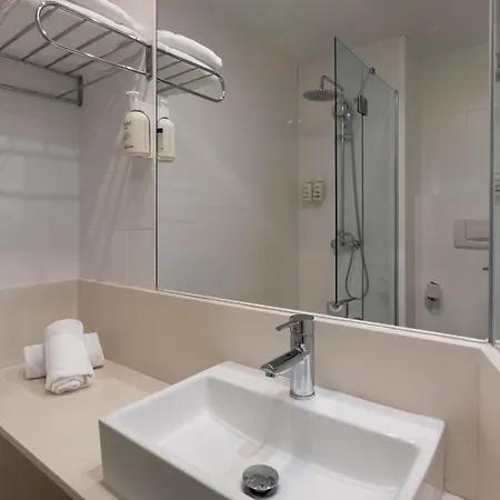 Hotel Granada *