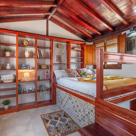 Triplex Con Encanto Granadino En El Barrio Del Realejo Granada