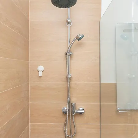 Apn Flowers Apartment Granada