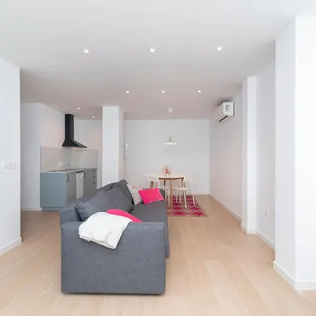 Apn Flowers Apartment
