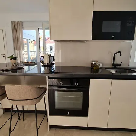 Navas 402 Atico Views *