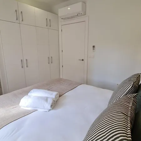 Navas 402 Atico Views *