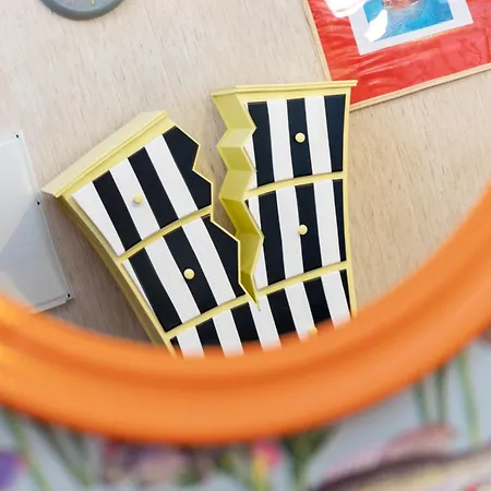 Apartment - Pinksparrow -