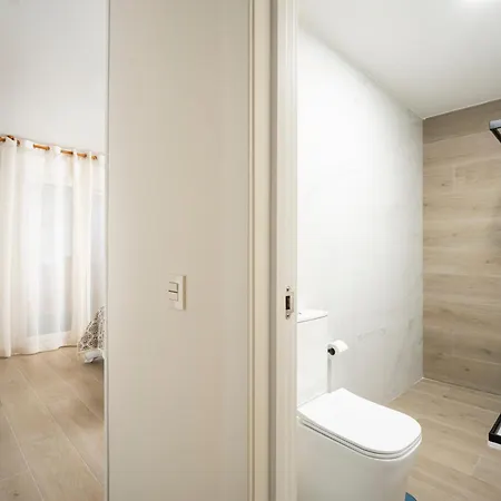 Alojat Triunfo Deluxe Apartment