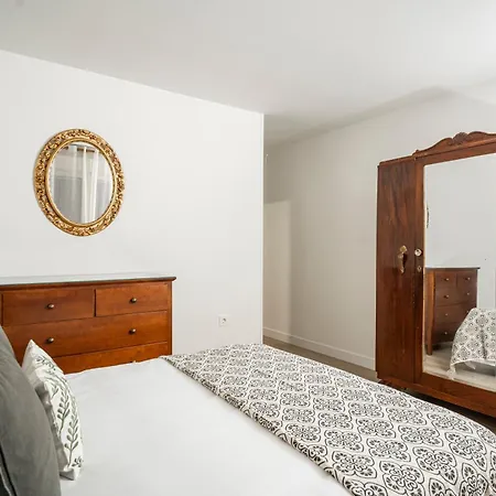 Alojat Triunfo Deluxe Apartment Granada