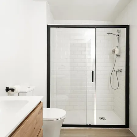 Alojat Triunfo Deluxe Apartment *