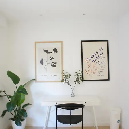 Apn Flowers Apartment