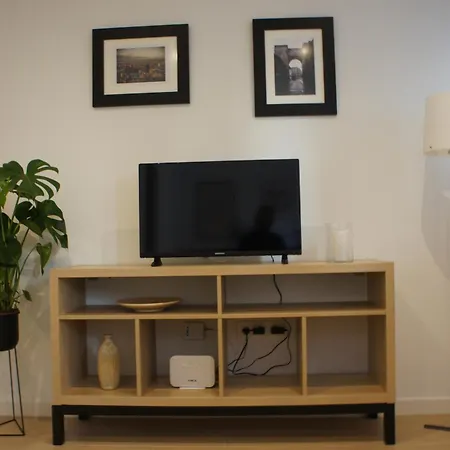 Apn Flowers Apartment