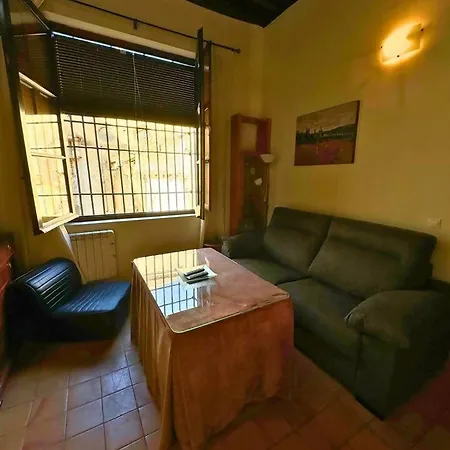 Home4u Castillejos Apartment *