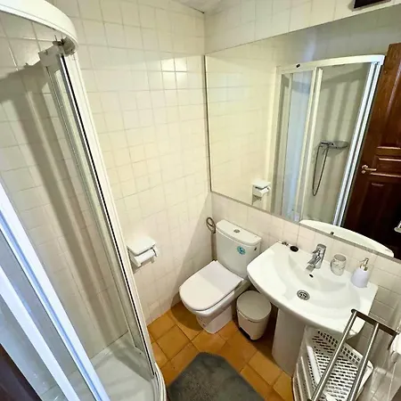 Home4u Castillejos Apartment Granada